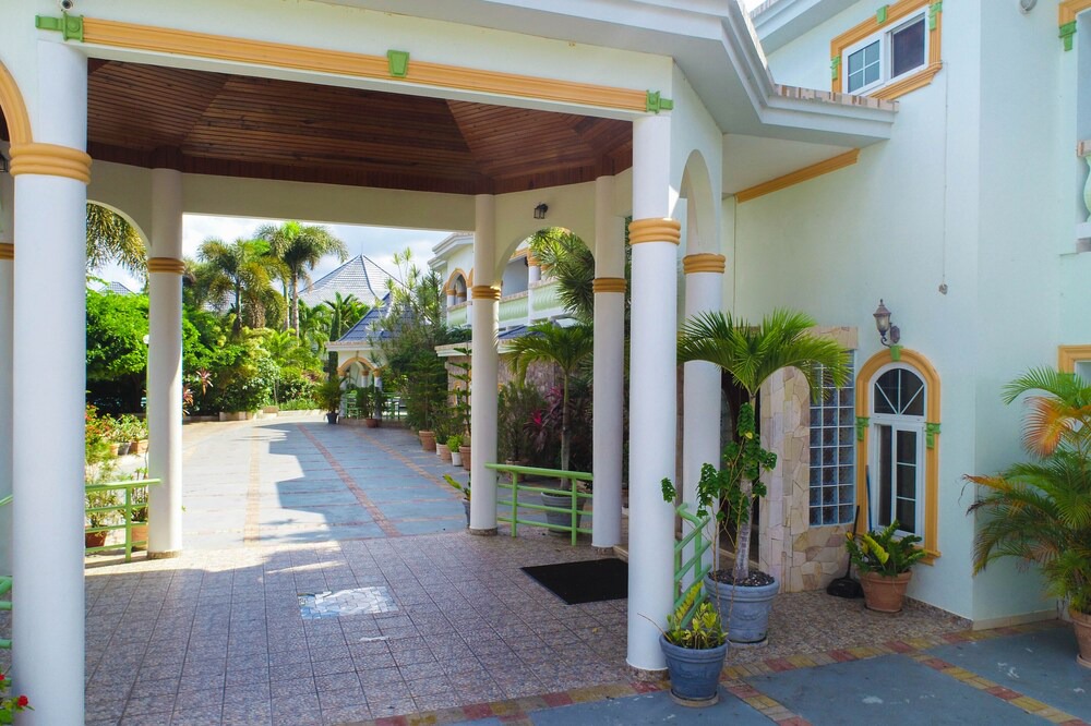 Photo of Outdoor in Runaway Bay