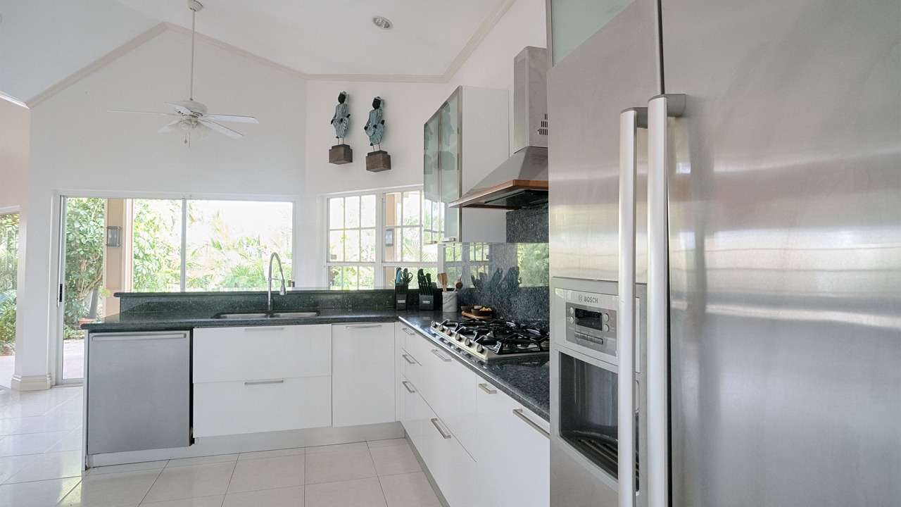 Photo of Kitchen in Boegoeroei