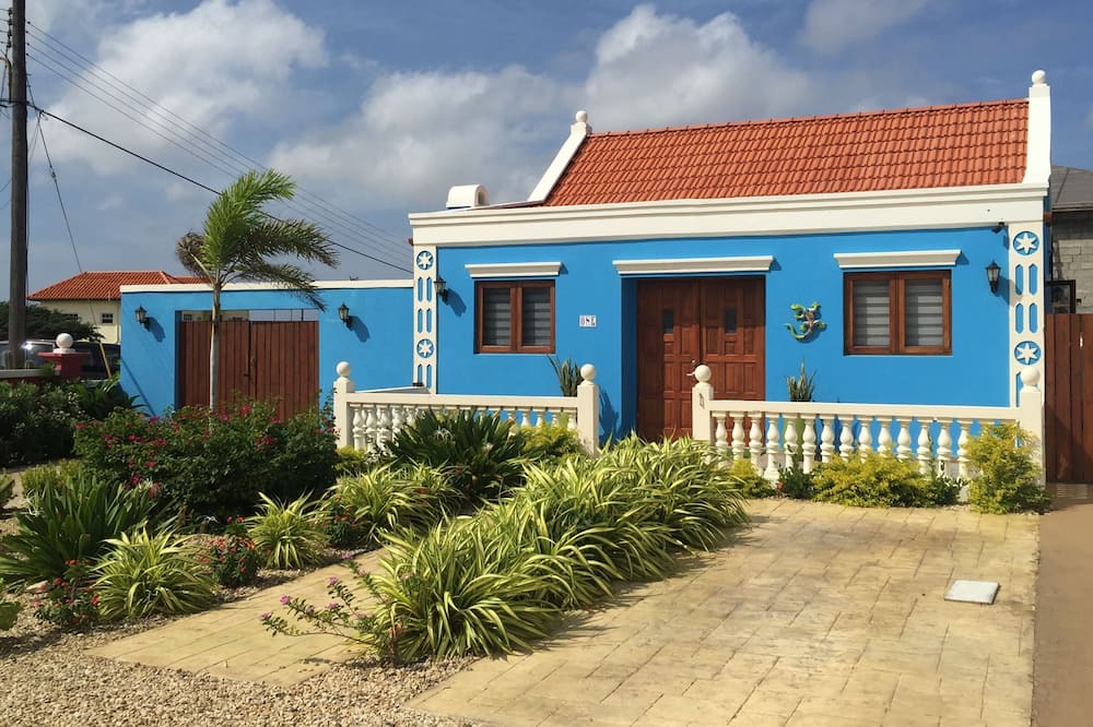 Photo of Outdoor in Calbas Plaza Residences