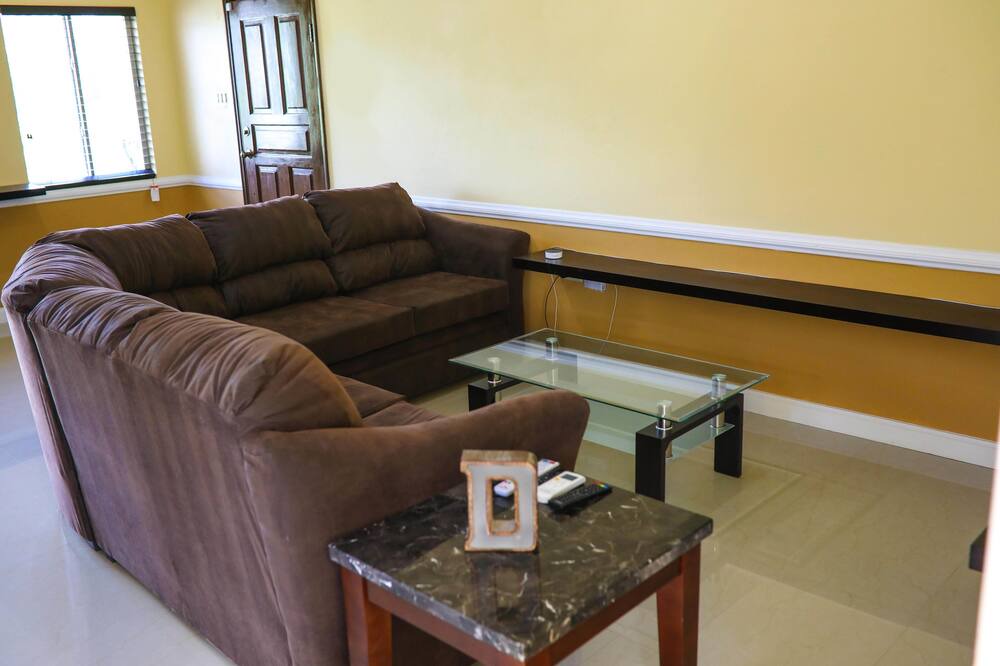 Photo of Livingroom in Saint Andrew