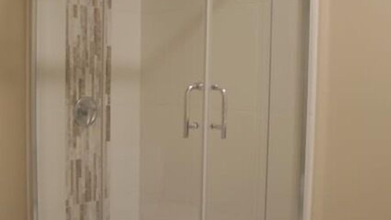 Photo of Bathroom in Molynes Gardens