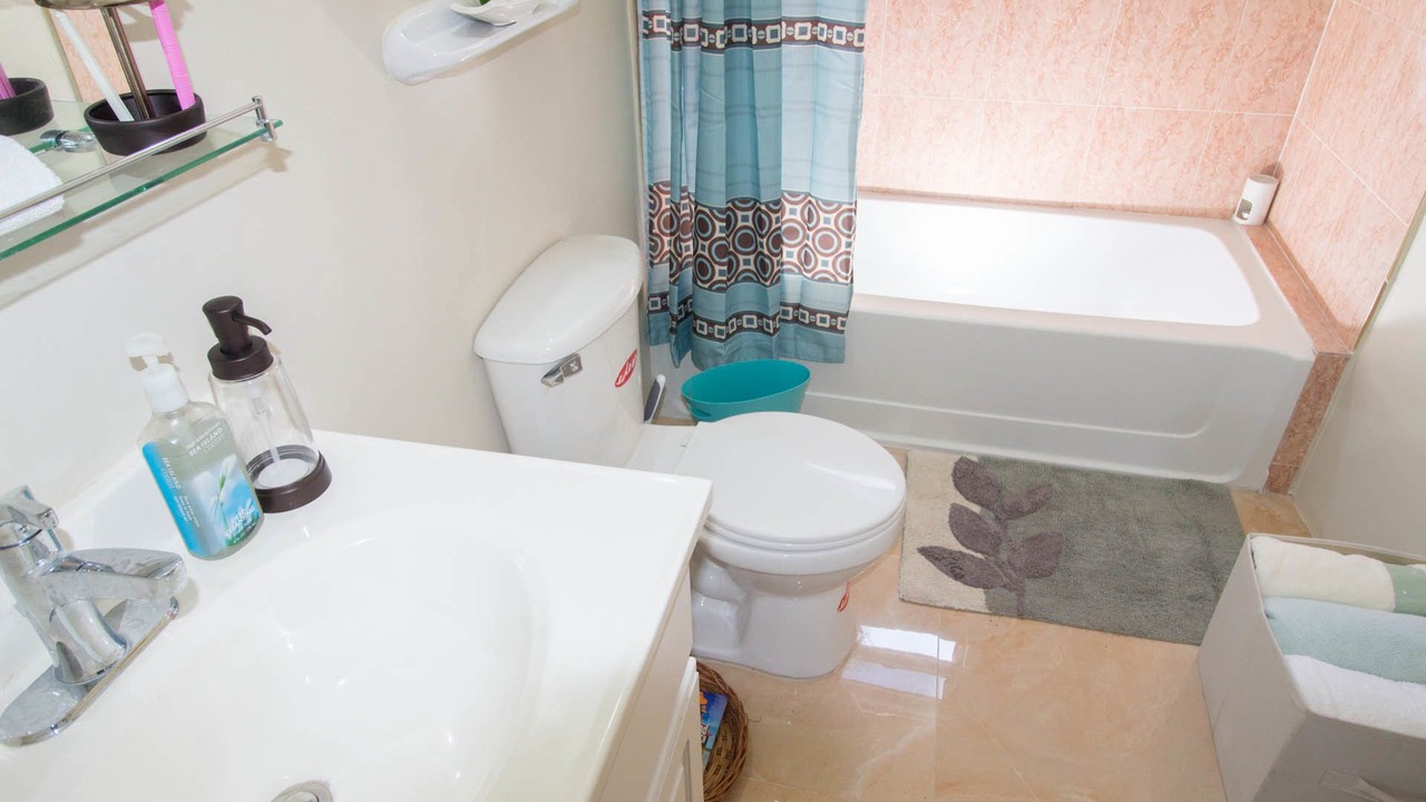 Photo of Bathroom in Eden Gardens