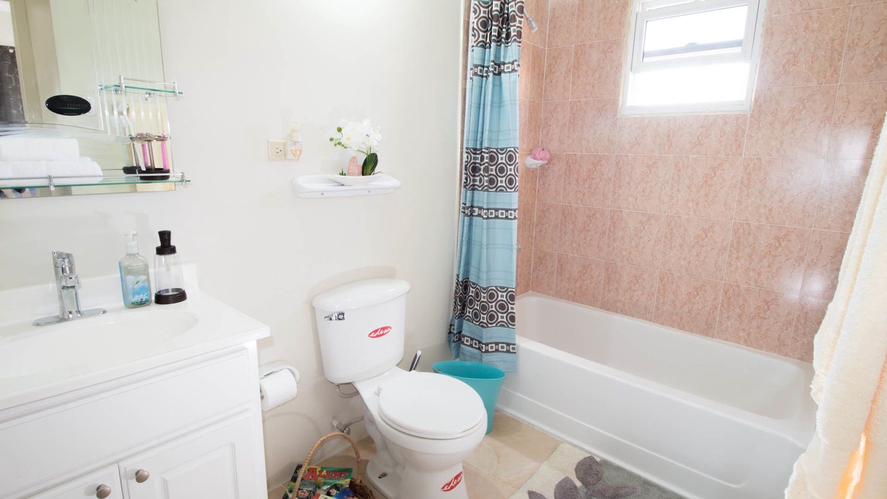 Photo of Bathroom in Eden Gardens