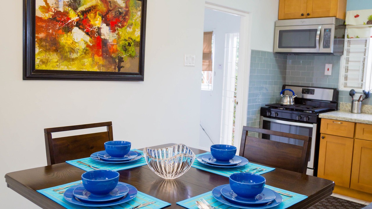 Photo of Livingroom in Molynes Gardens