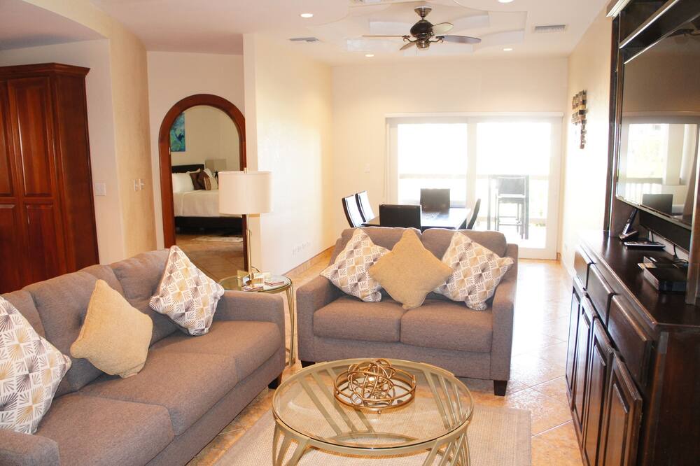 Photo of Livingroom in San Pedro