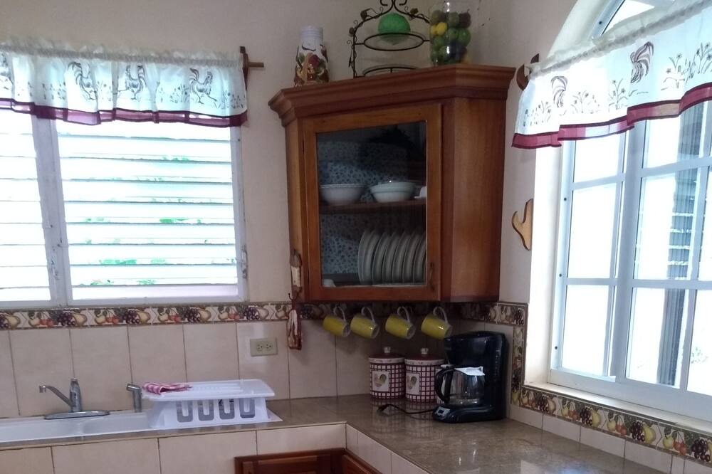 Photo of Kitchen in Corozal