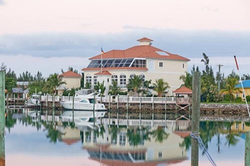 Photo of Outdoor in Bahama Reef