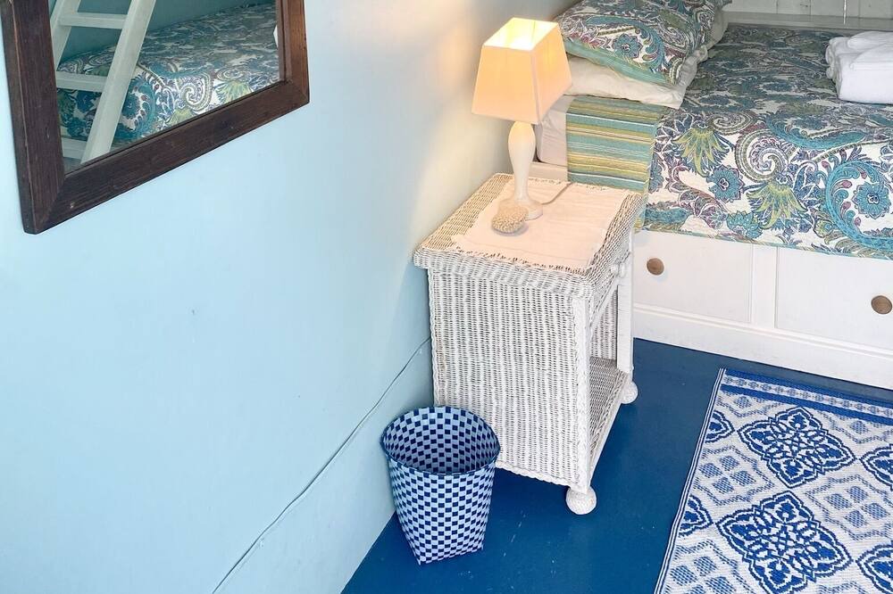Photo of Bedroom in Spanish Wells
