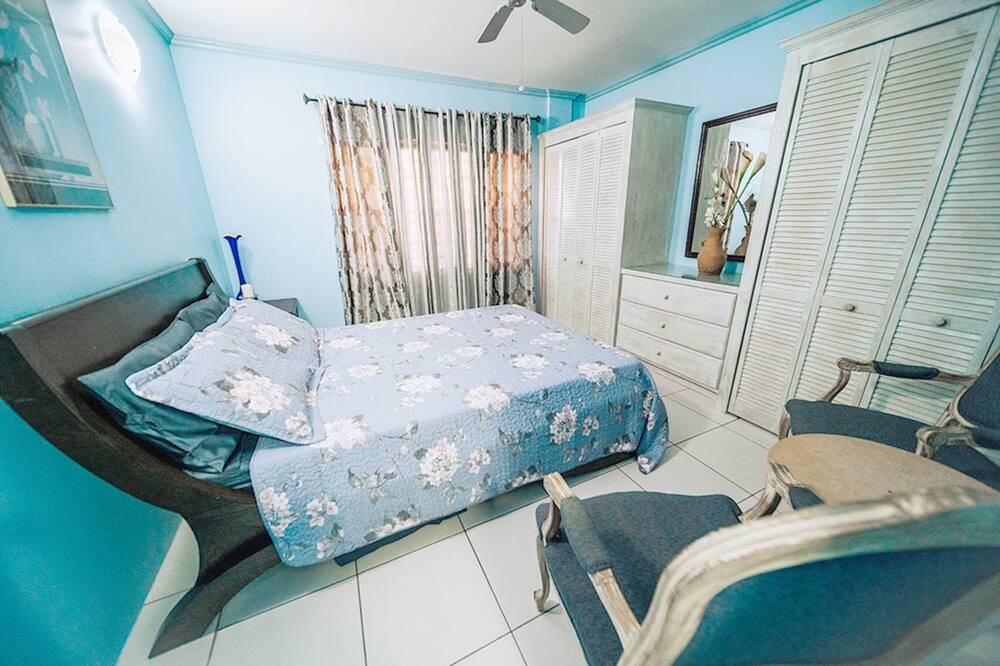Photo of Bedroom in St. David