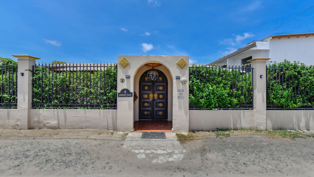 Photo of Outdoor in Oranjestad-West