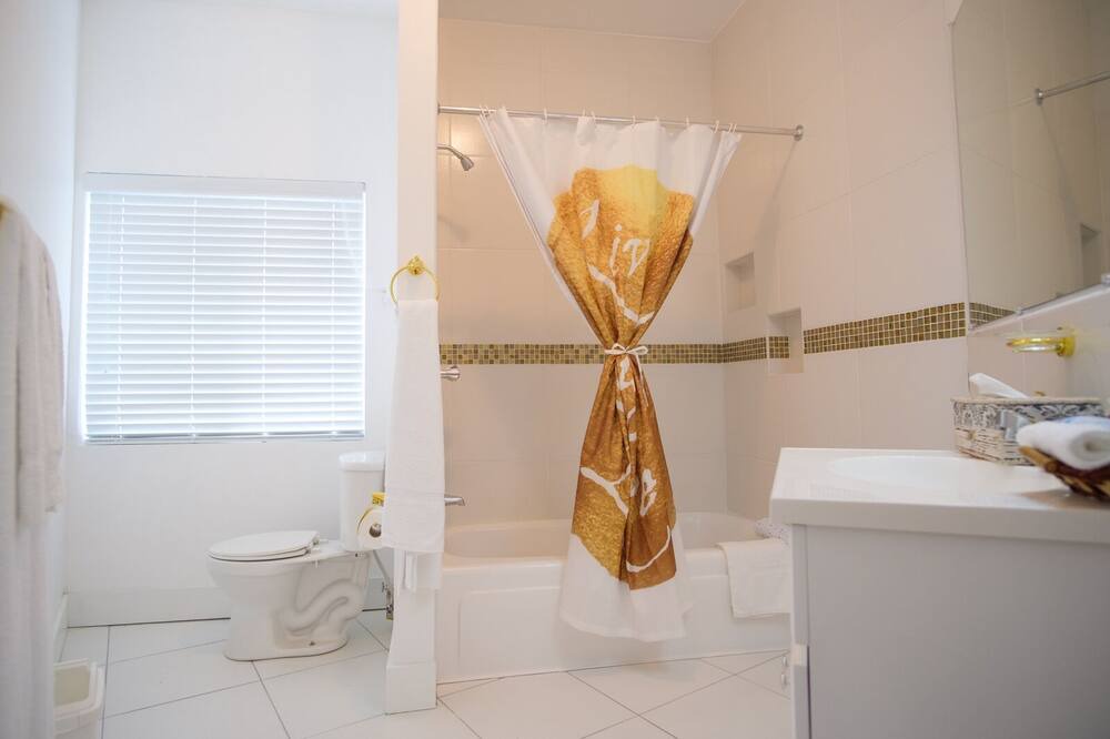 Photo of Bathroom in Port Antonio