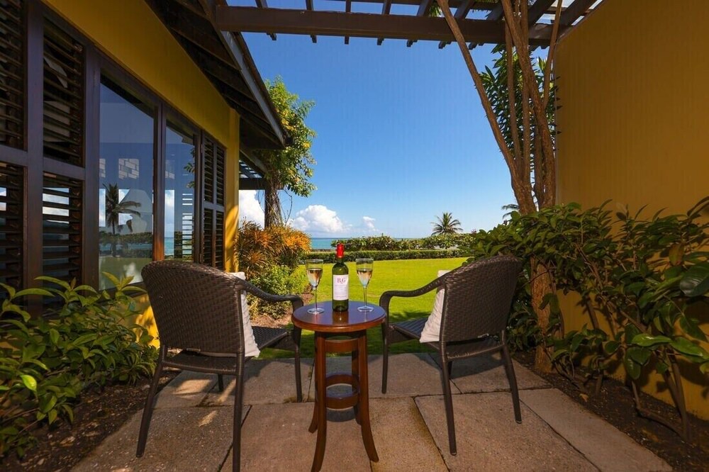 Photo of Patio Balcony in Mammee Bay