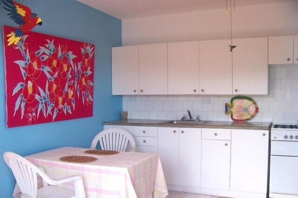 Photo of Others in Spring Estate