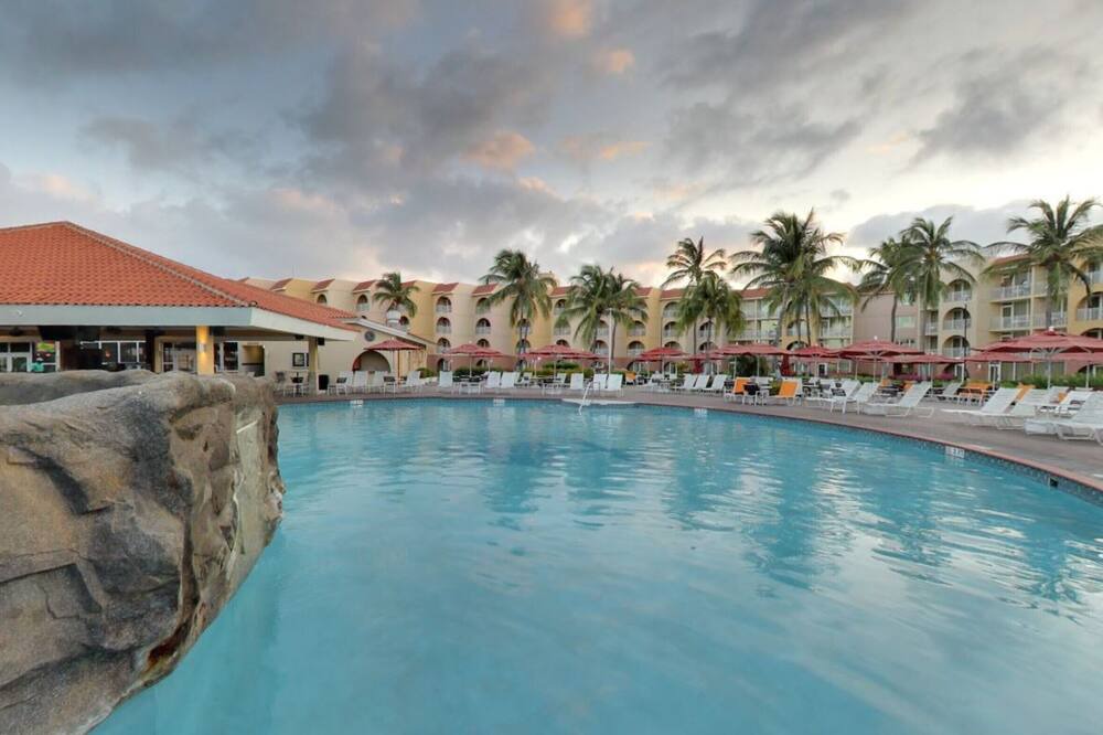 Photo of Others in Oranjestad-West