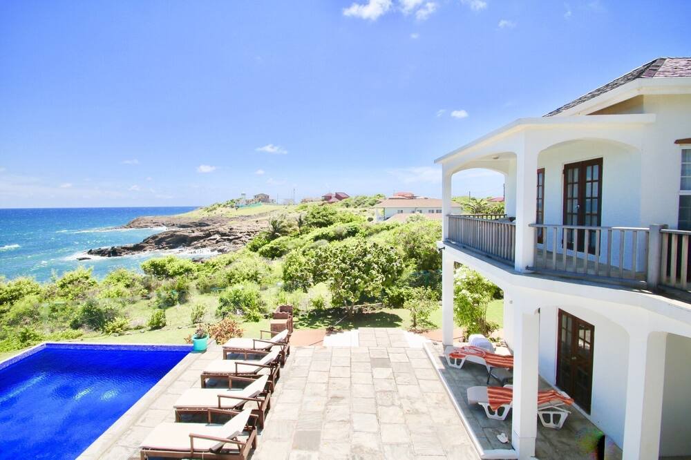 Photo of Patio Balcony in Lance aux Epines