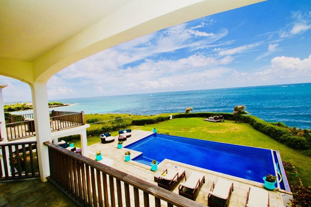 Photo of Patio Balcony in Lance aux Epines