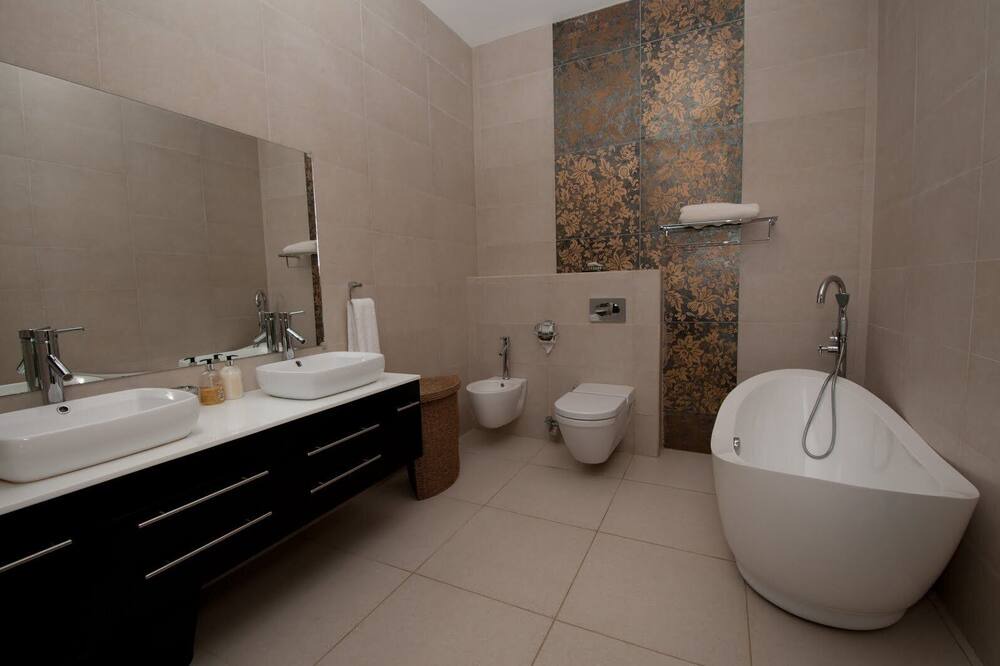 Photo of Bathroom in Lance aux Epines
