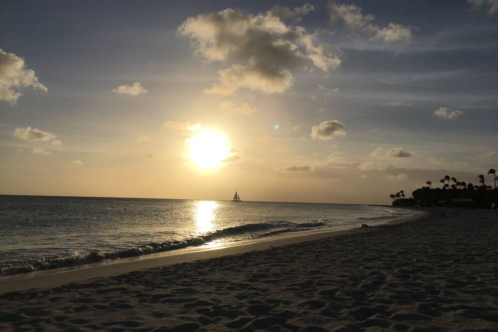 Photo of Others in Oranjestad-West