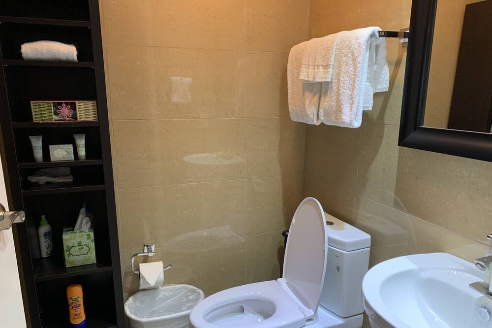 Photo of Bathroom in Oranjestad-West
