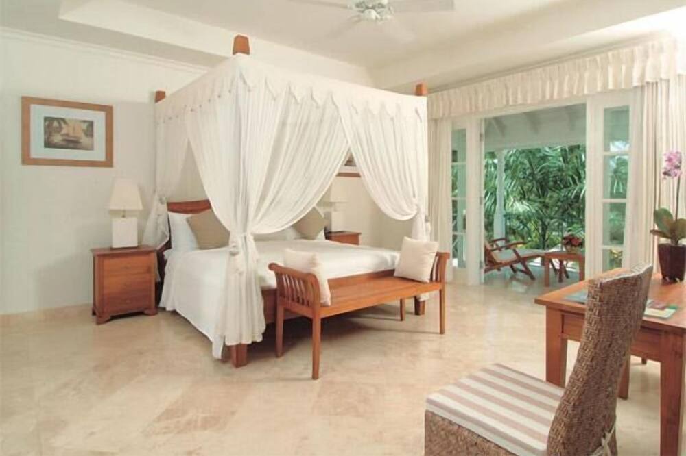 Photo of Bedroom in Speightstown