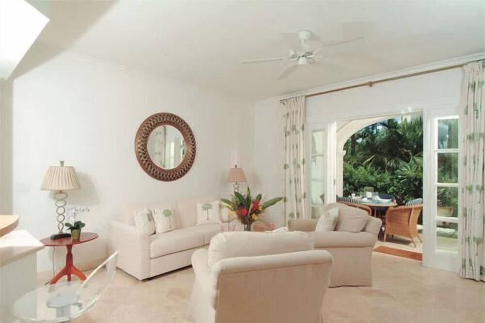 Photo of Livingroom in Speightstown