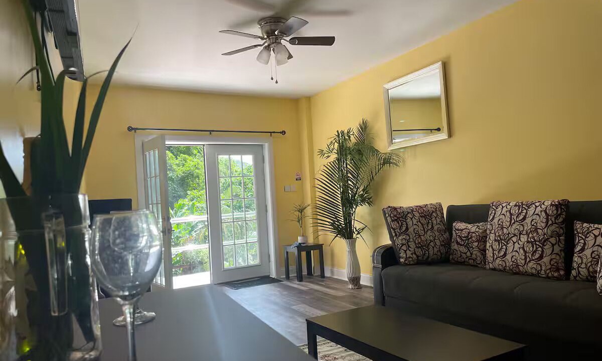 Photo of Livingroom in Soufriere Quarter
