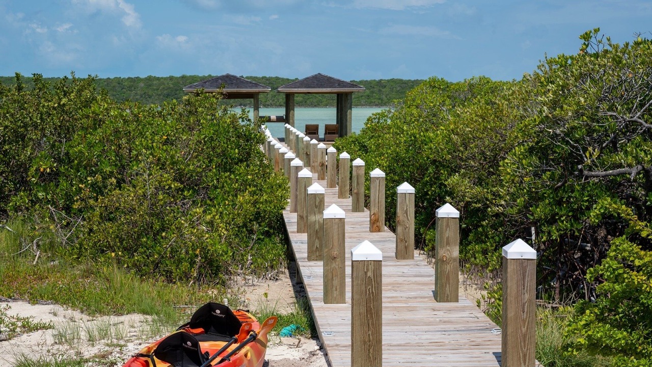 Photo of Others in Savannah Sound