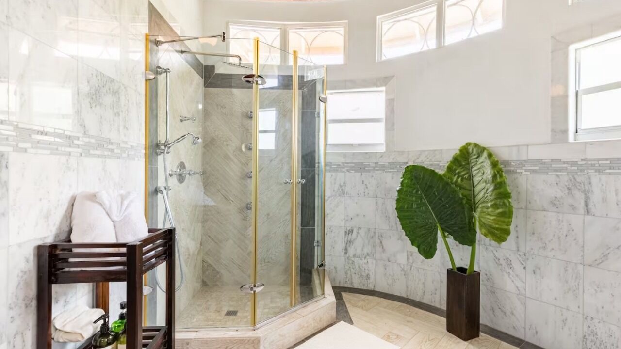 Photo of Bathroom in Runaway Bay