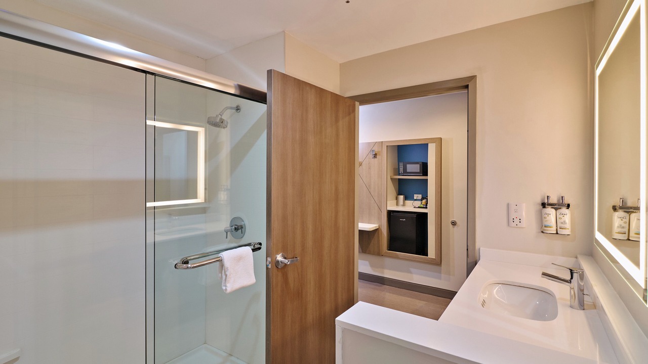 Photo of Bathroom in Colonarie