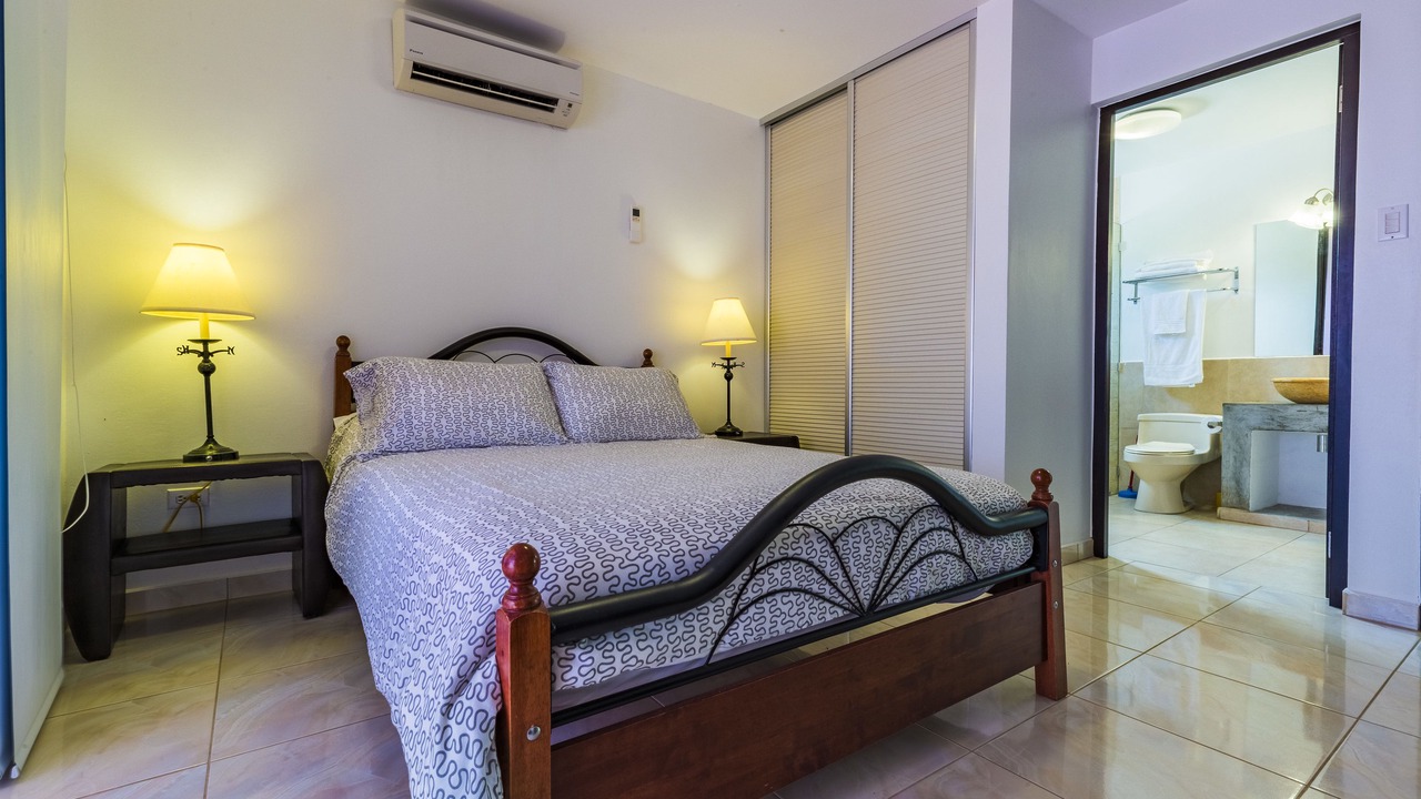 Photo of Bedroom in Opal