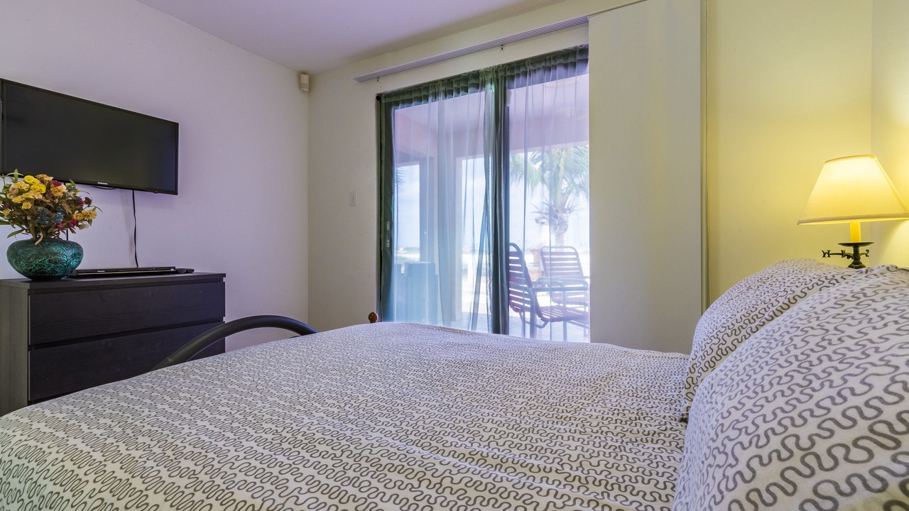 Photo of Bedroom in Opal