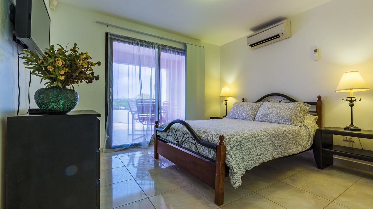 Photo of Bedroom in Opal
