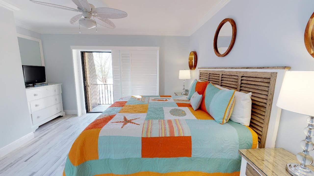 Photo of Bedroom in Seven Mile Beach