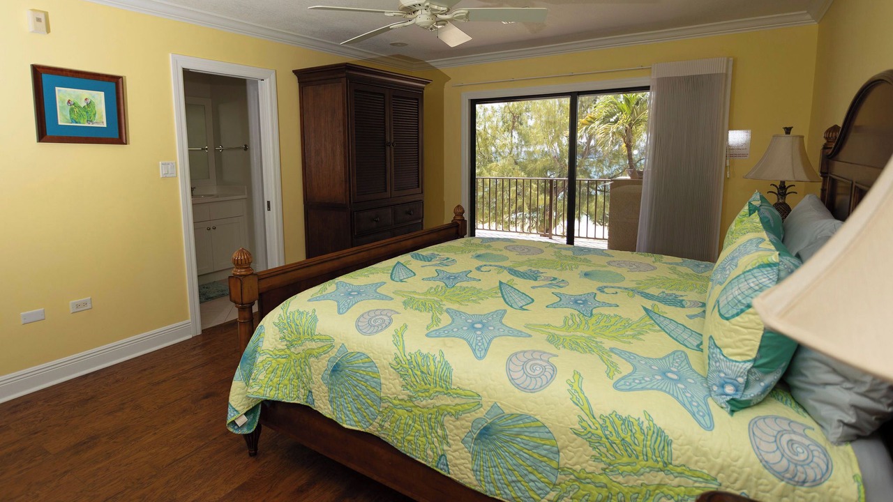 Photo of Bedroom in Seven Mile Beach