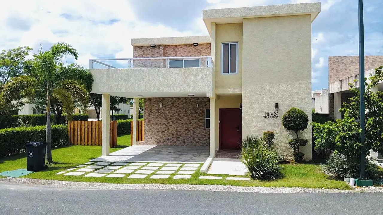 Photo of Outdoor in Veron