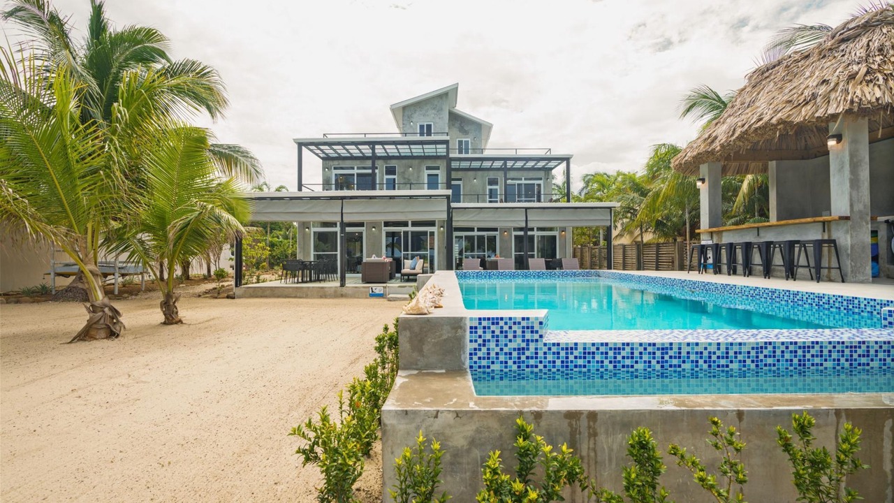 Photo of Others in Placencia