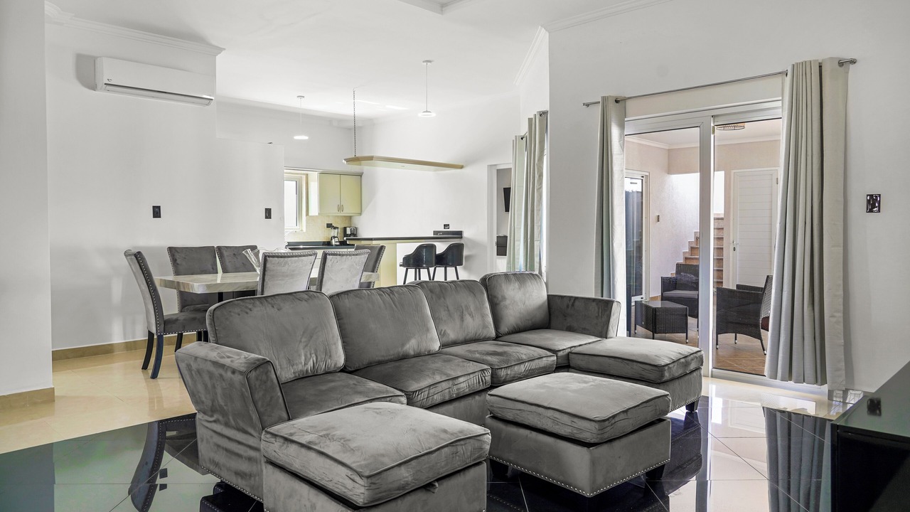 Photo of Livingroom in Opal