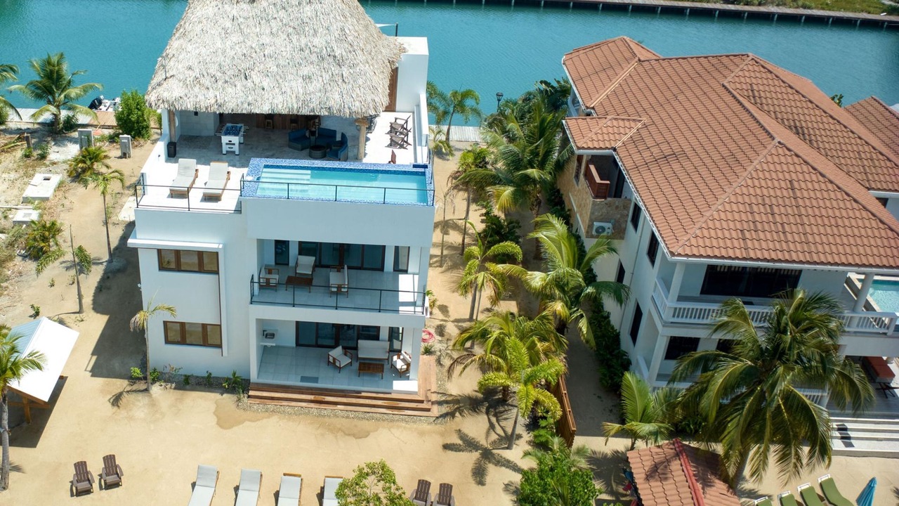 Photo of Others in Placencia