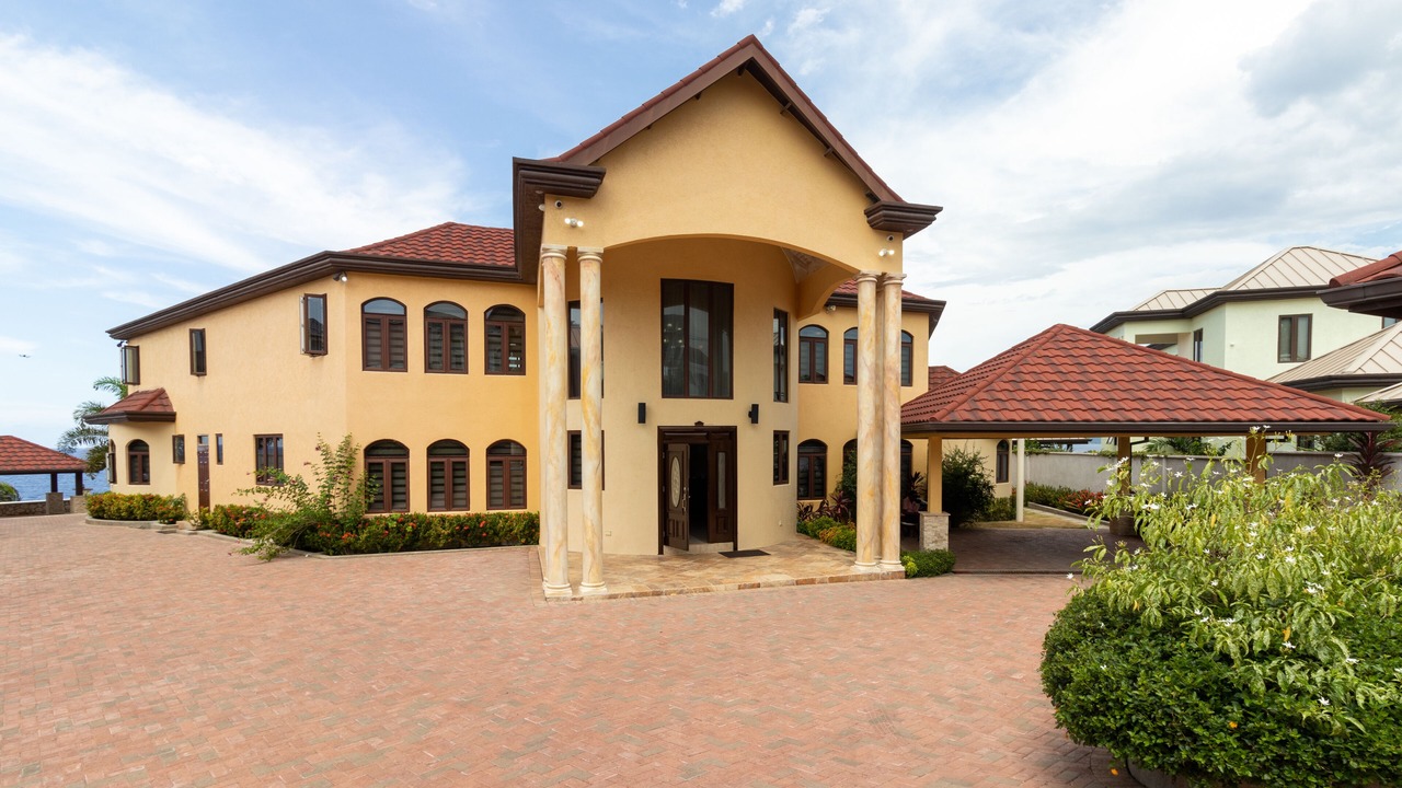 Photo of Outdoor in Tower Isle