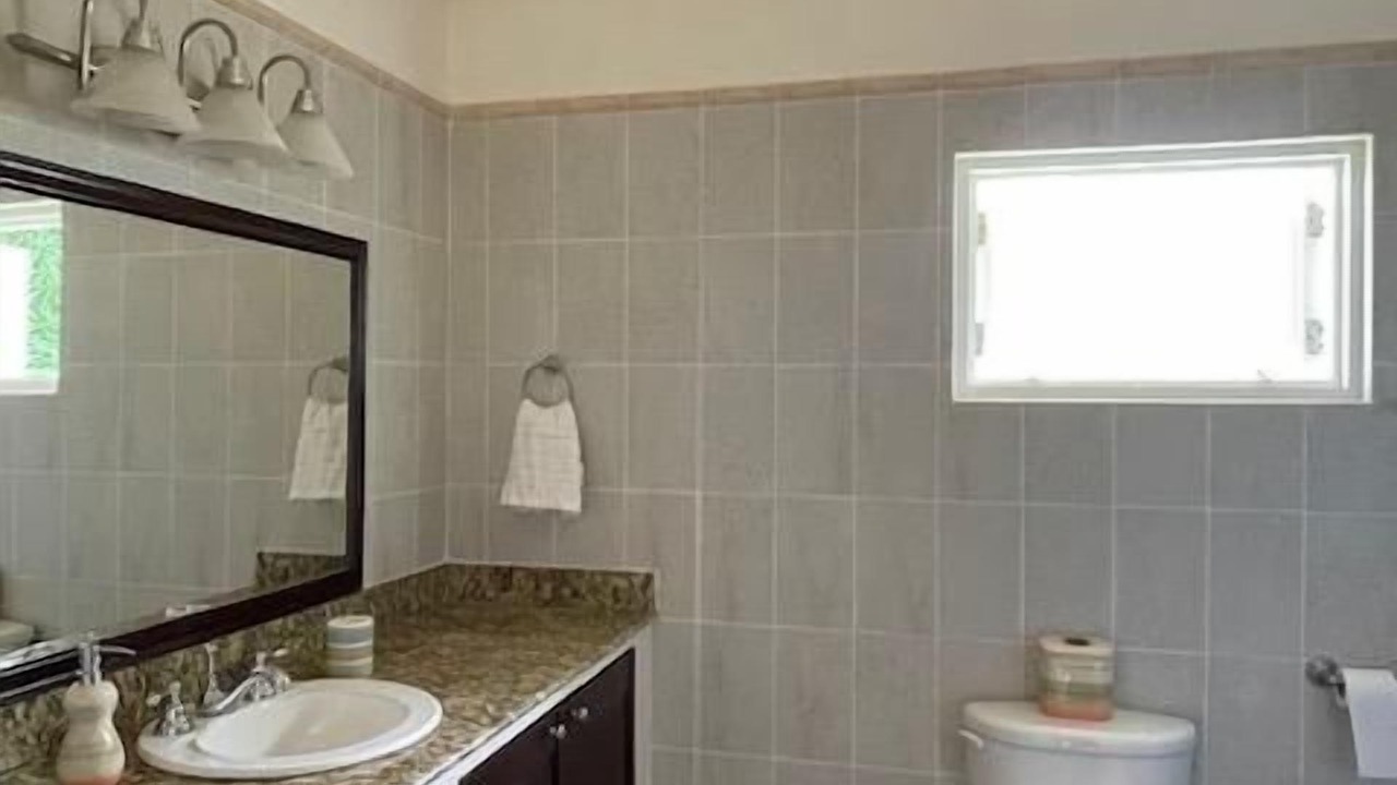Photo of Bathroom in Marigot Bay