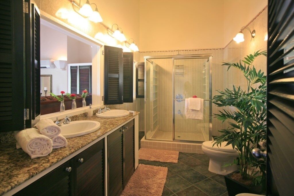 Photo of Bathroom in Marigot Bay