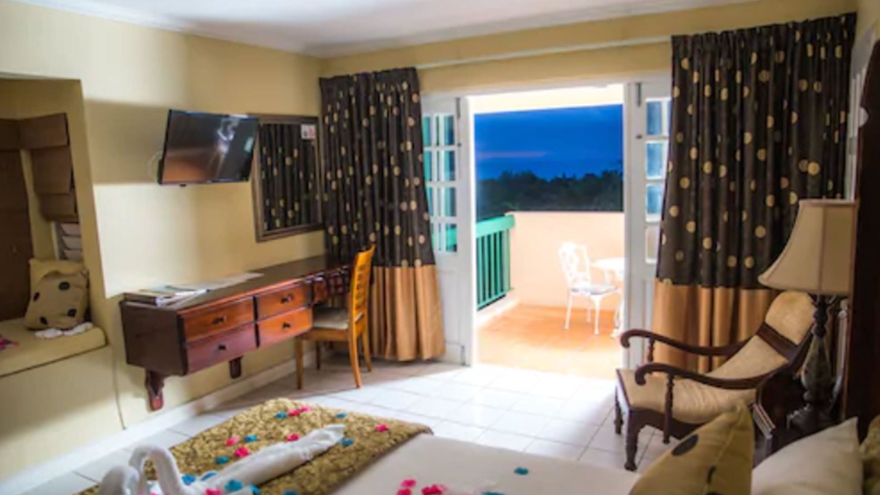 Photo of Bedroom in Runaway Bay
