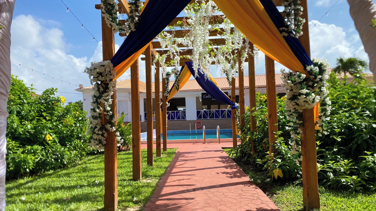 Photo of Outdoor in Calliste