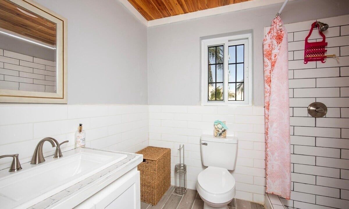 Photo of Bathroom in Governor's Harbour
