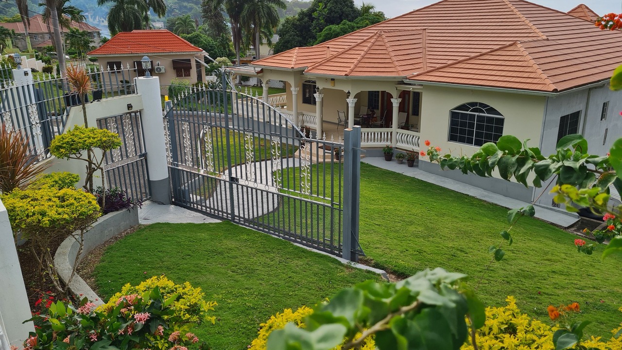 Photo of Outdoor in IronShore Estates
