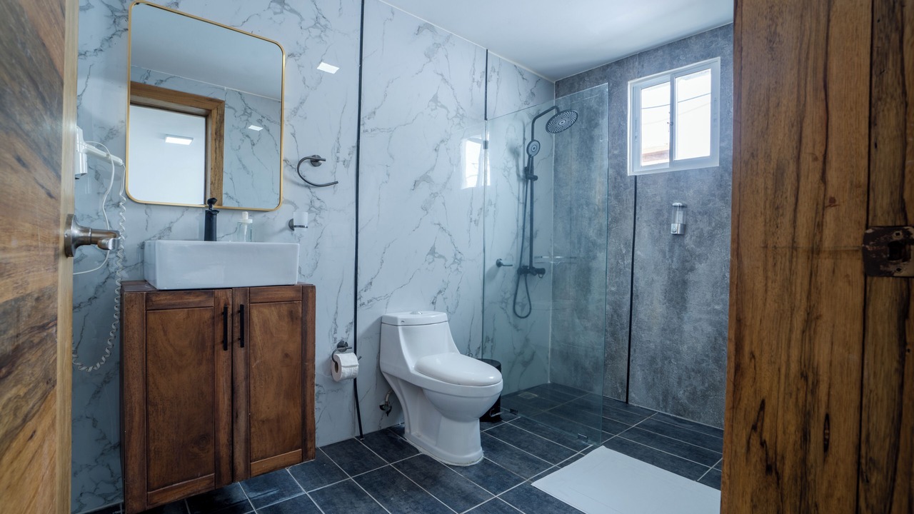 Photo of Bathroom in El Factor