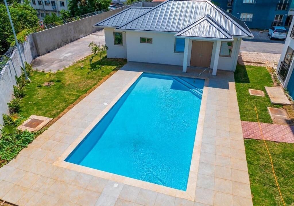 Photo of Patio Balcony in Eden Gardens