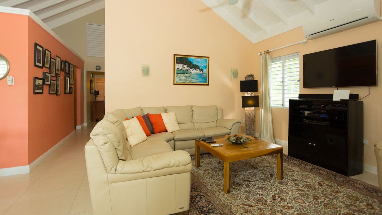 Photo of Bedroom in Mammee Bay