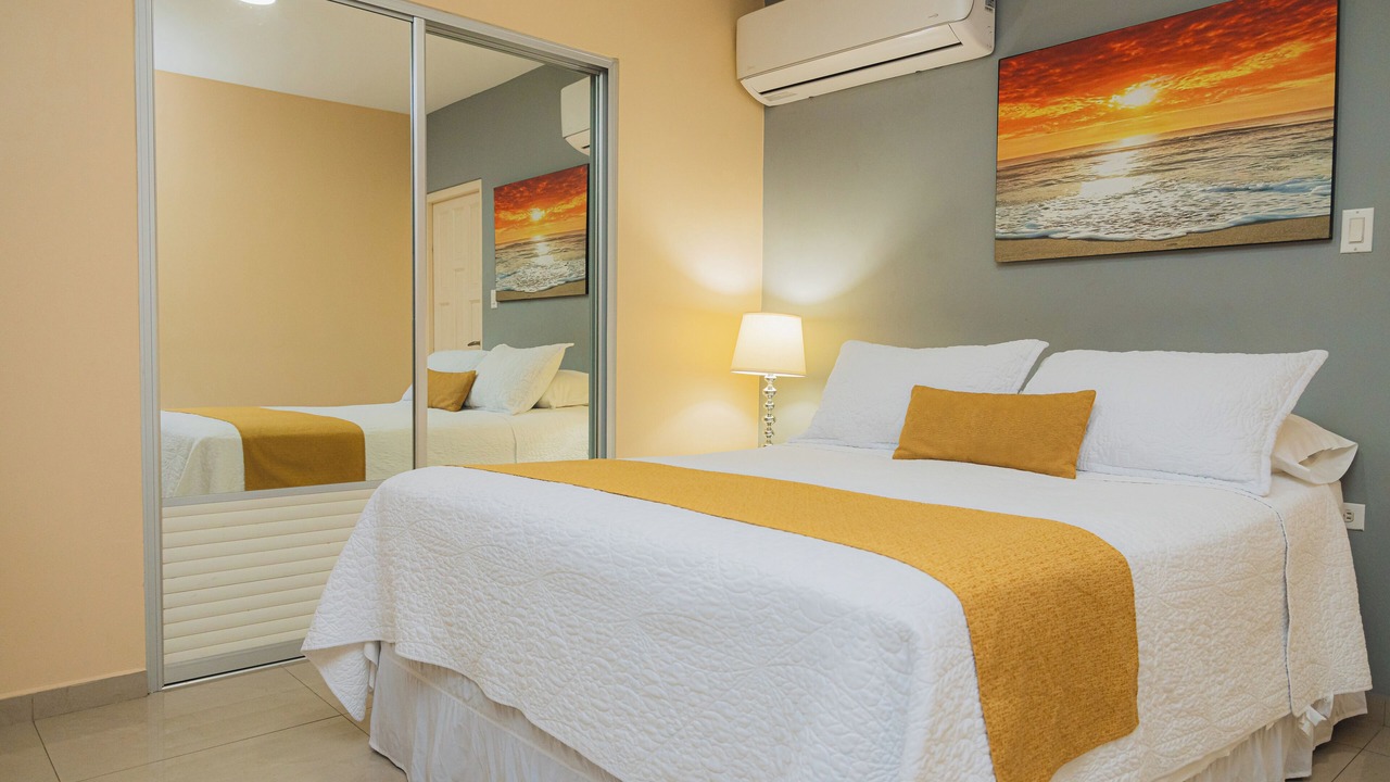 Photo of Bedroom in Oranjestad