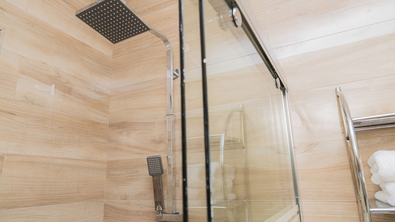 Photo of Bathroom in Oranjestad